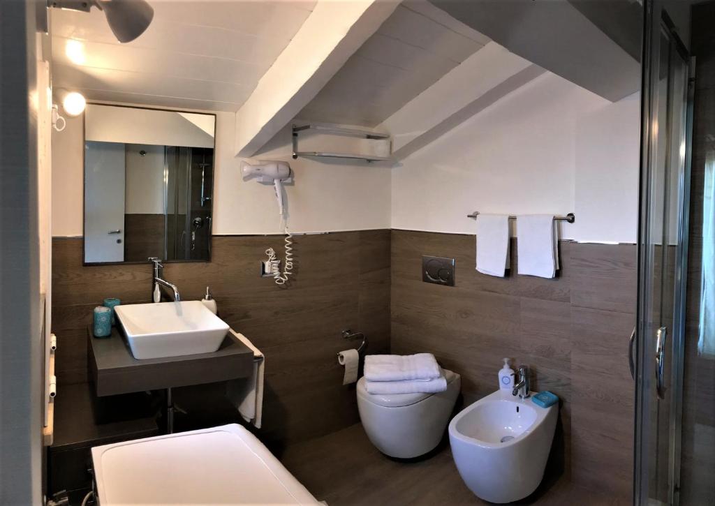 FARO BIANCO B&B room 6